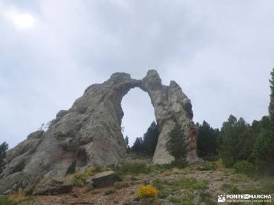 Valle del Tena - Pirineos Atlánticos; mesa de los tres reyes ruta rio borosa espiguete arawak sender